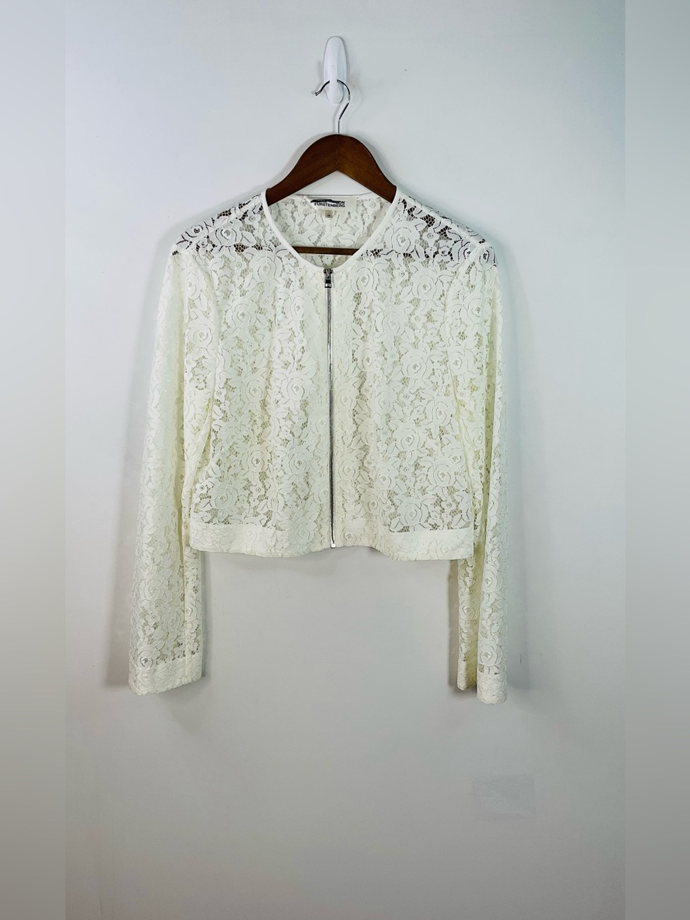 Diane Von Furstenberg Ivory Floral Lace Zip-Up Cropped Jacket/Cover-Up Size 14